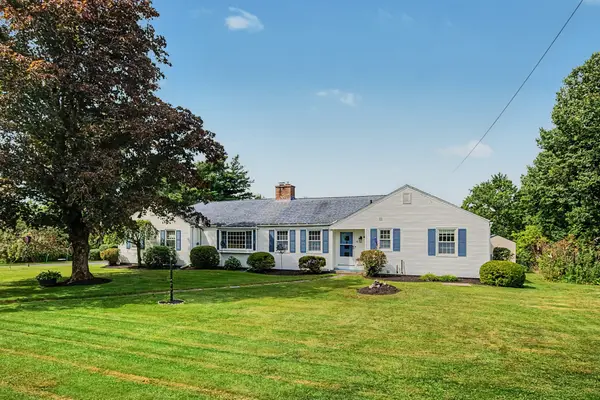15 Pheasant Hill Rd., Granby, MA 01033