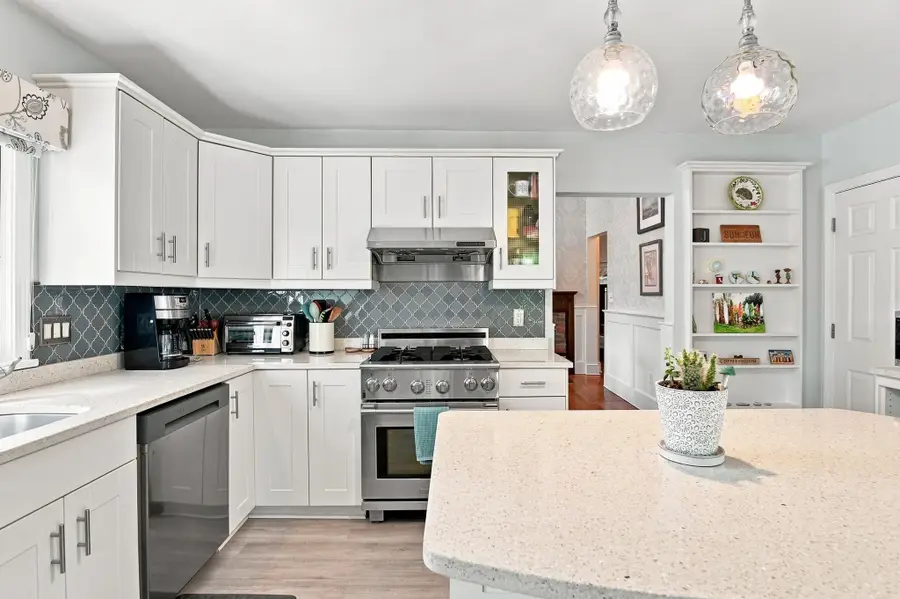 181 Cabot St #B, Newton, MA 02458 - #3