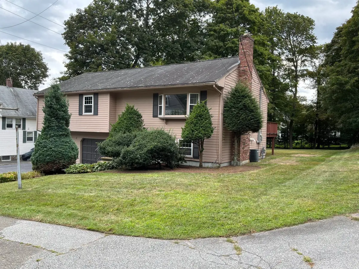 4 West St, Wakefield, MA 01880 - #1