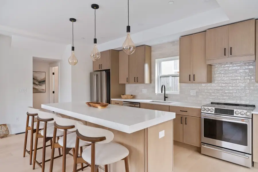 60 Franklin St #3, Somerville, MA 02145 - #3