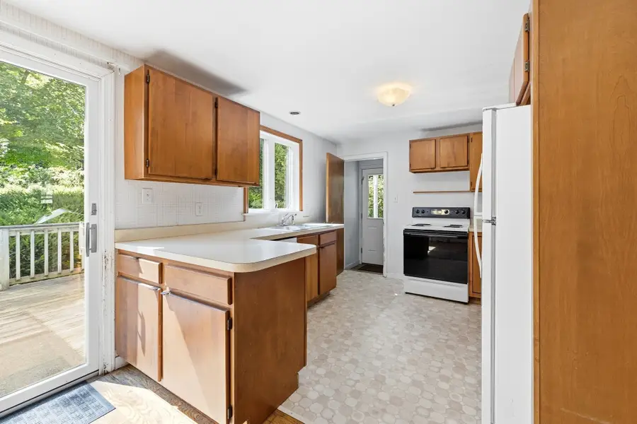 15 Spring Ter, Shrewsbury, MA 01545 - #2