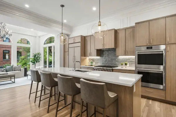 190 A Marlborough St #A, Boston, MA 02116