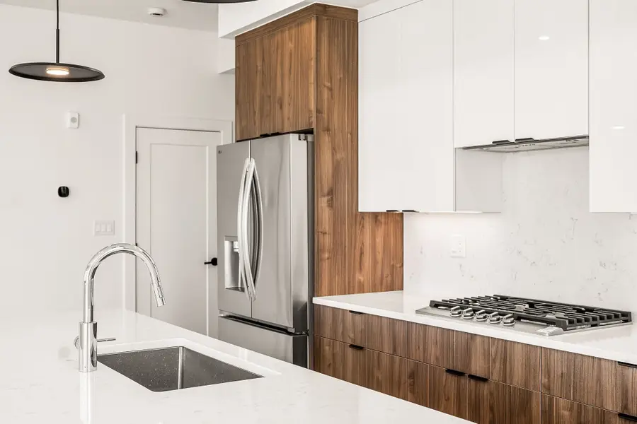47 Condor #301, Boston, MA 02128 - #3