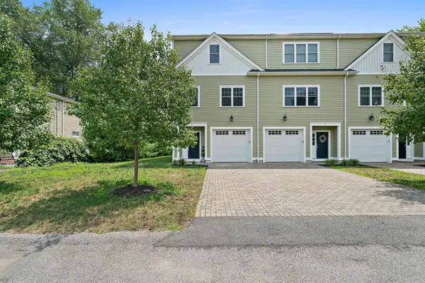 43 Plymouth St #43, Canton, MA 02021