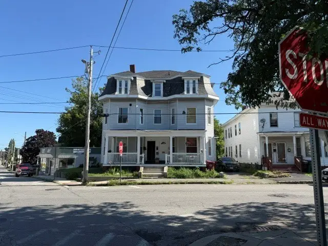 225 Branch St, Lowell, MA 01851 - #1
