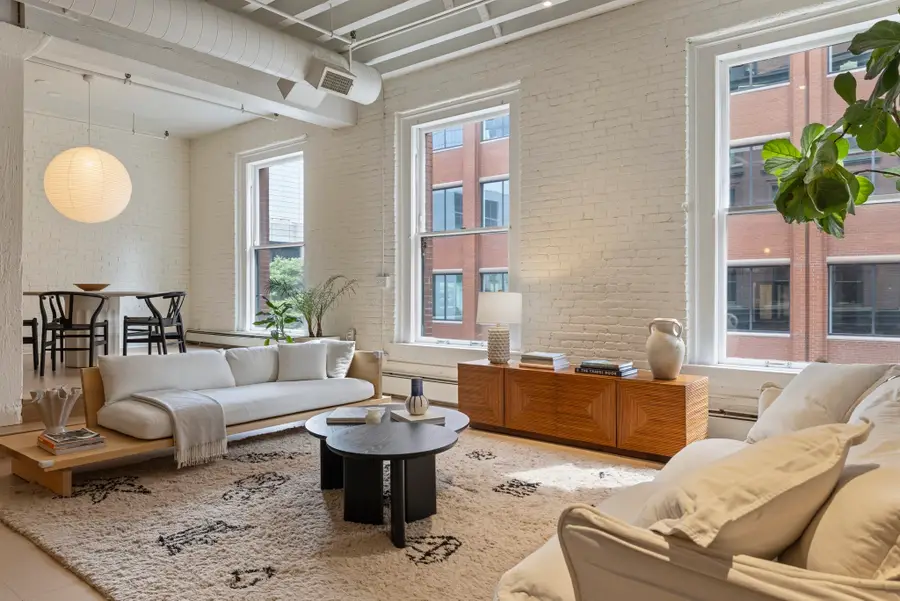 134 Beach St #3B, Boston, MA 02111 - #2