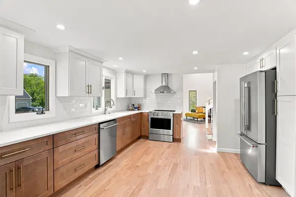 27 Robert Rd, Stoughton, MA 02072
