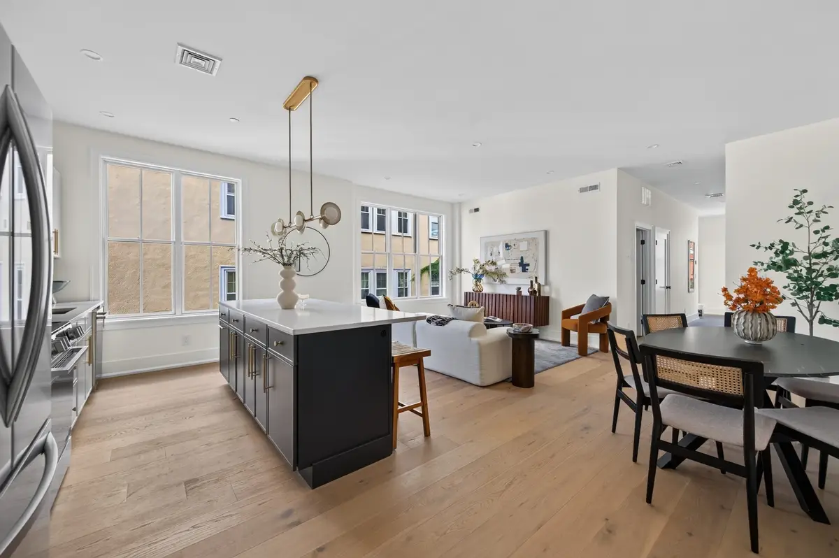 4471 Washington #U:4, Boston, MA 02131 - #1