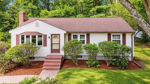 35 Forge Village Rd, Westford, MA 01886