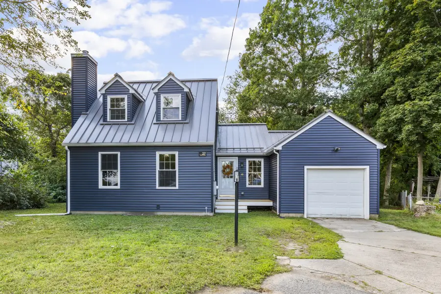 27 Westdale Ave, Seekonk, MA 02771 - #2