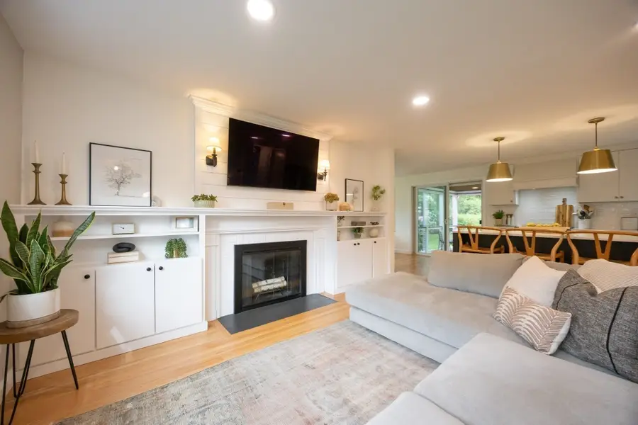47 Jarr Brook Rd, Holliston, MA 01746 - #3