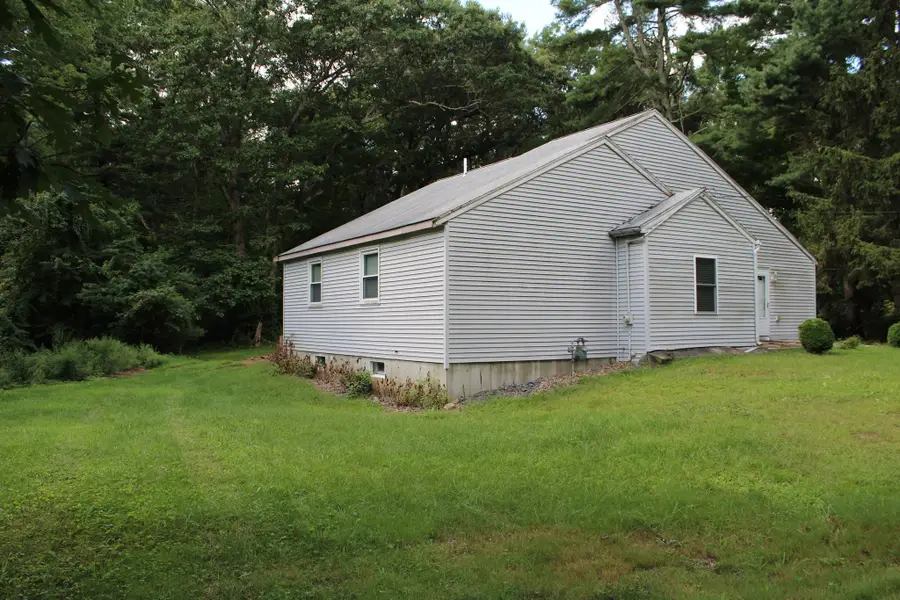 13 Woodward St, Norton, MA 02766 - #3