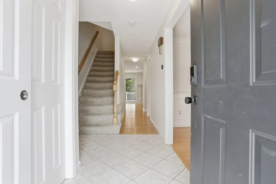 35 Casey Circle #35, Waltham, MA 02451 - #3