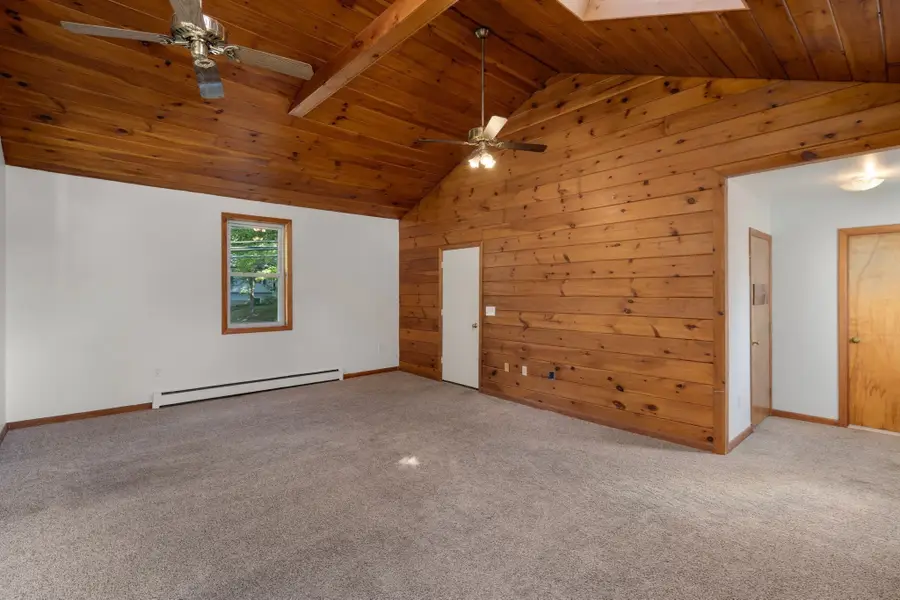 61 Pelham Rd, Amherst, MA 01002 - #3