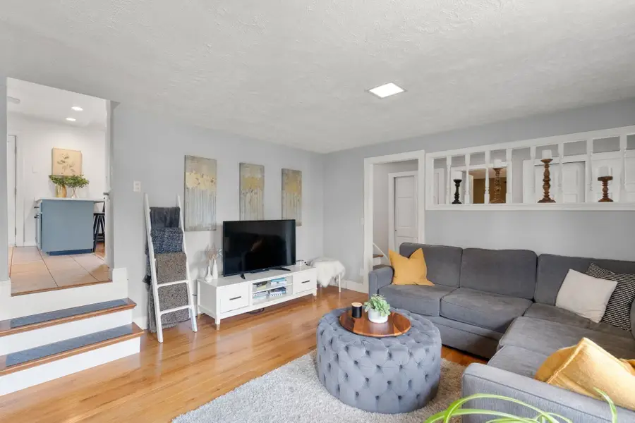 90 Crickett Road, Brockton, MA 02301 - #3
