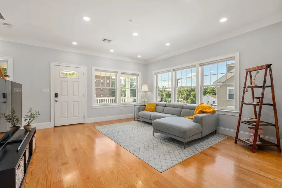140 Main St #E, Upton, MA 01568 - #2