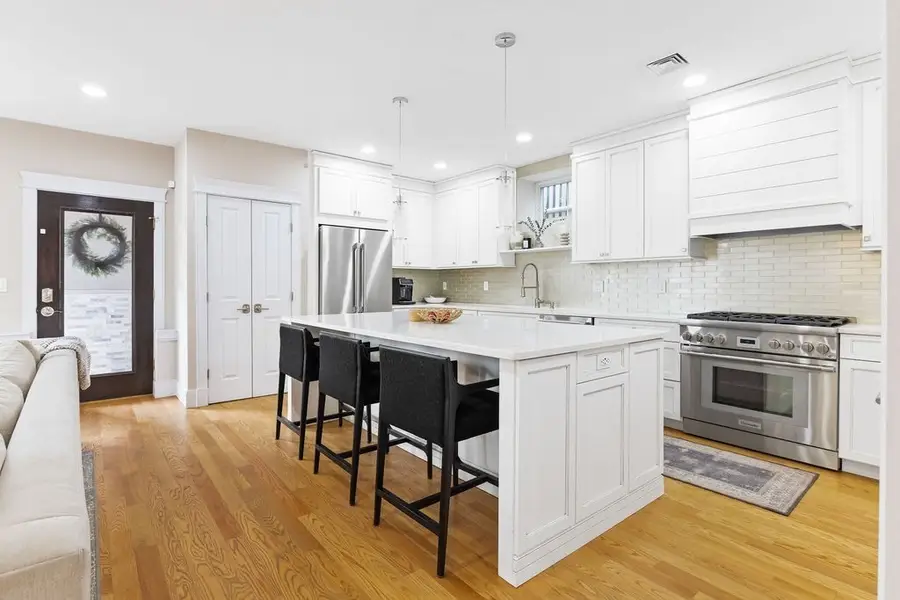 7 Whitman St #1, Somerville, MA 02144 - #2