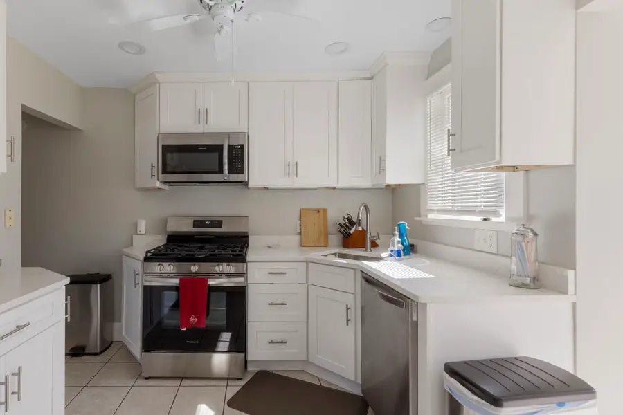 428 Boylston St, Brookline, MA 02445 - #3