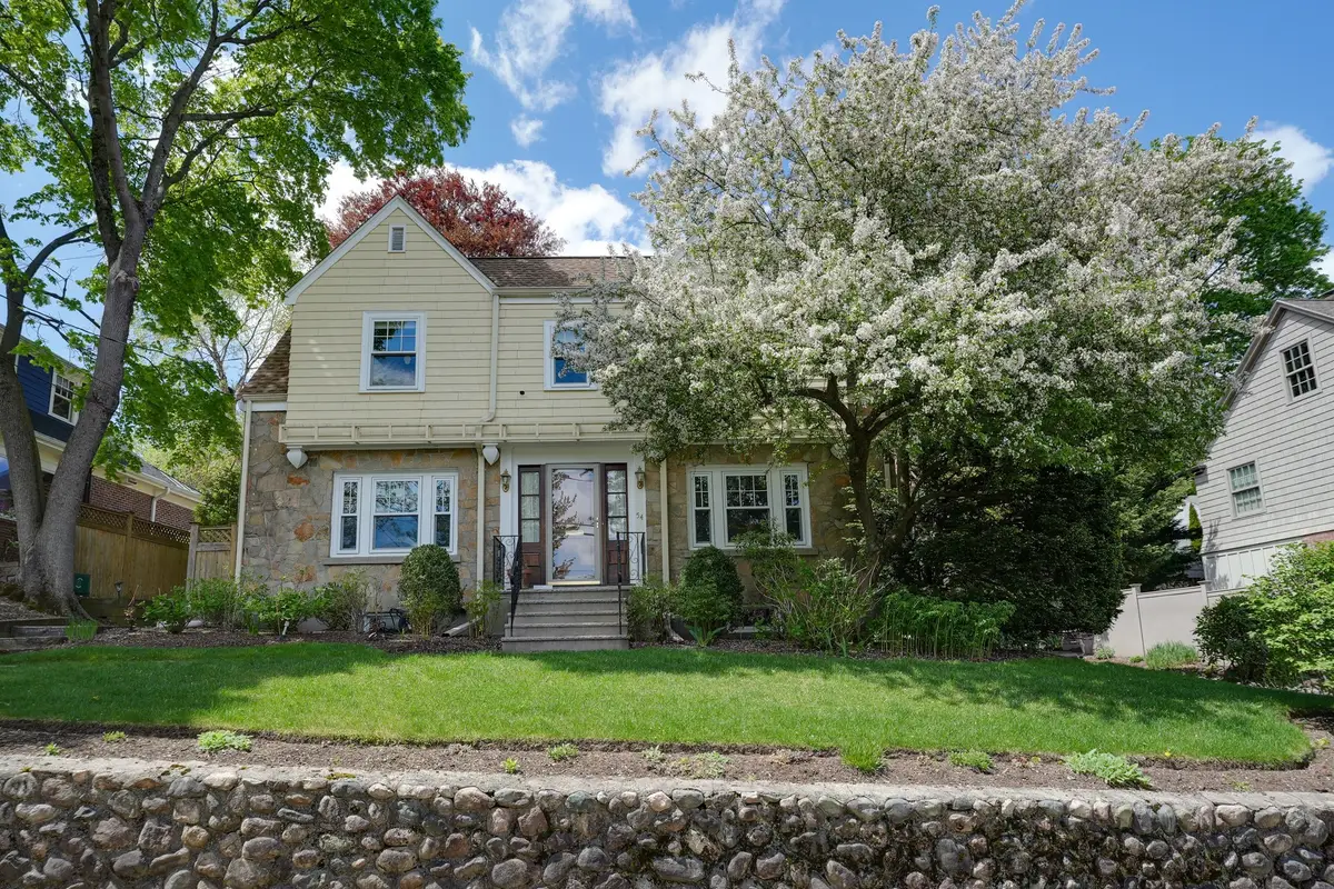 54 Elizabeth Rd, Belmont, MA 02478 - #1