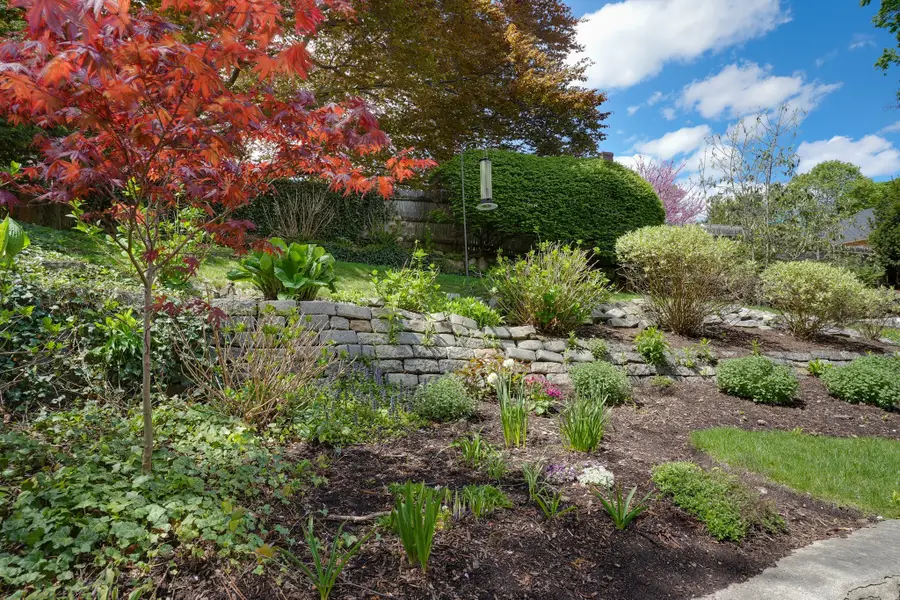 54 Elizabeth Rd, Belmont, MA 02478 - #2