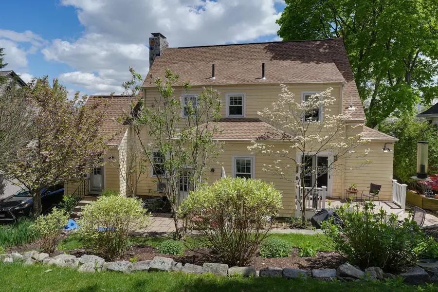 54 Elizabeth Rd, Belmont, MA 02478 - #3