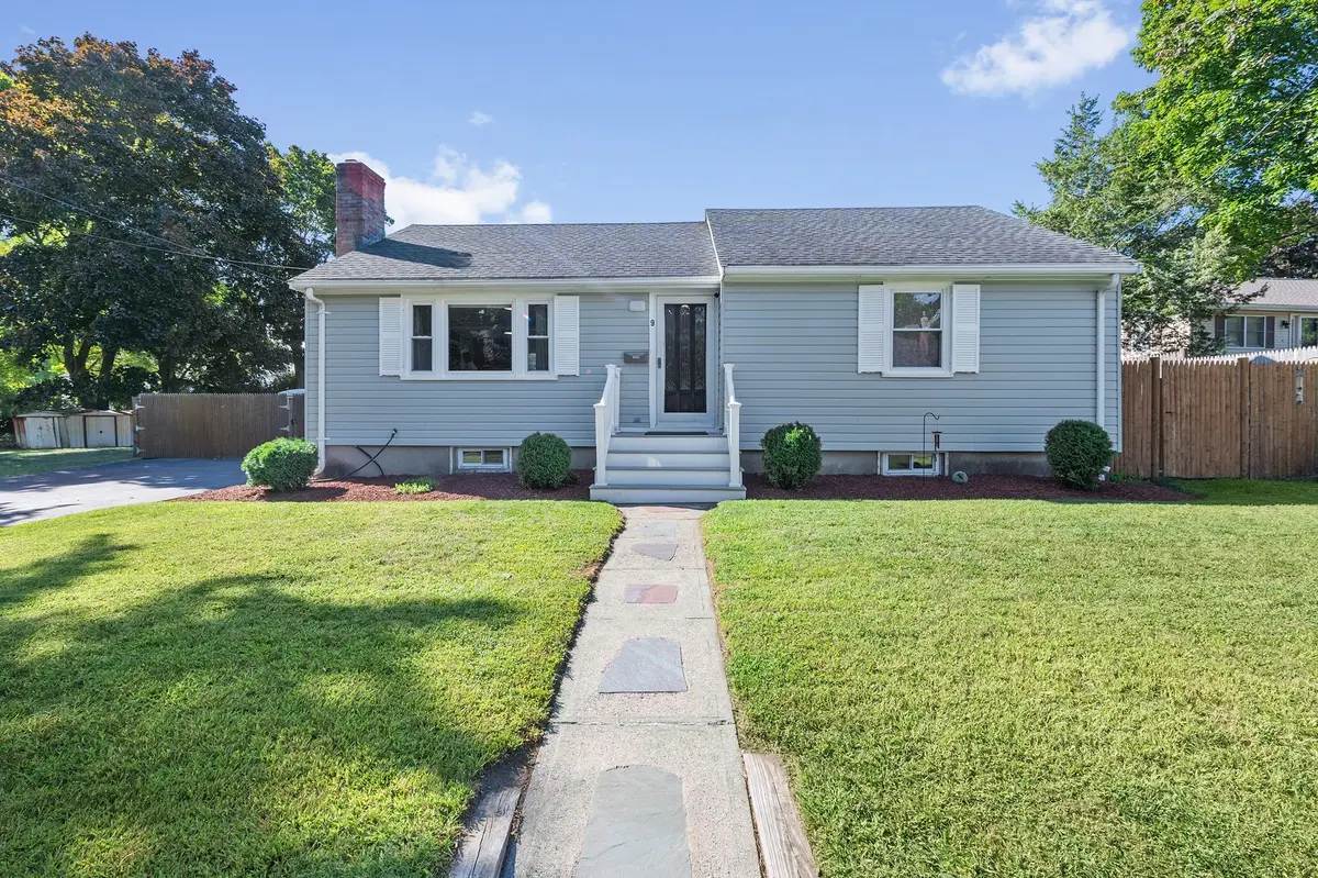 9 Fosters Ln, Wakefield, MA 01880 - #1