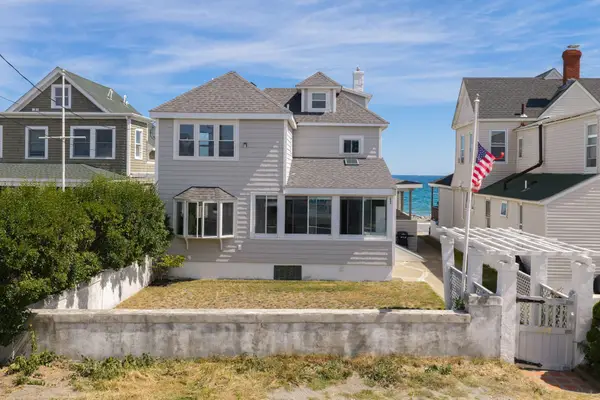 331 Beach Ave, Hull, MA 02045