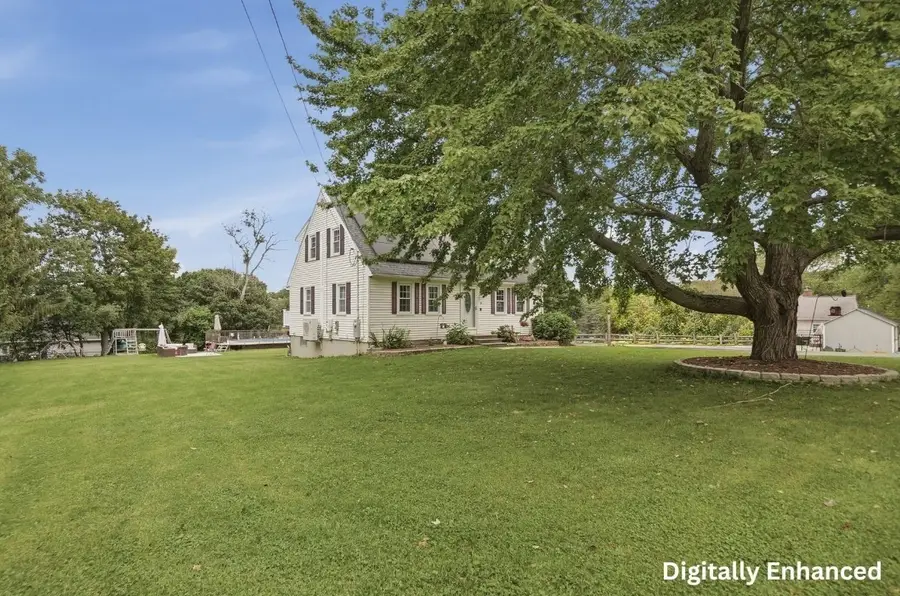 6 Westview Drive, Sutton, MA 01590 - #3