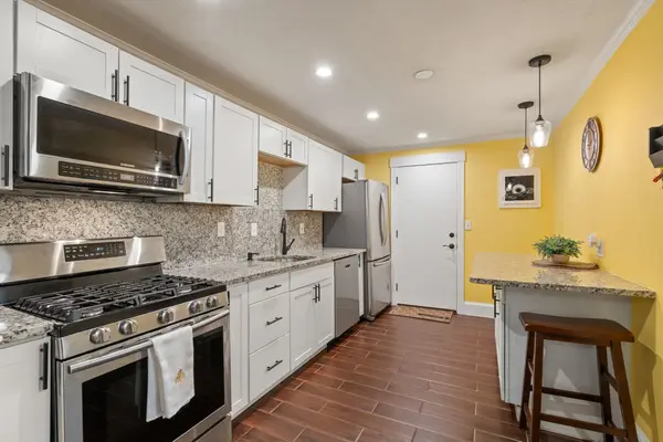 645 W Lowell Ave #4, Haverhill, MA 01832