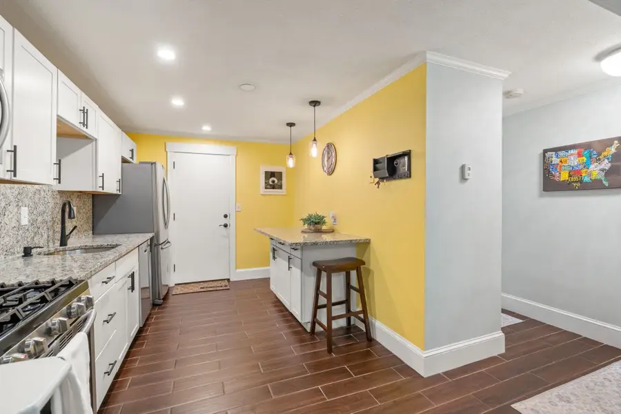 645 W Lowell Ave #4, Haverhill, MA 01832 - #3