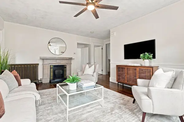 9 Peabody St #9, Newton, MA 02458