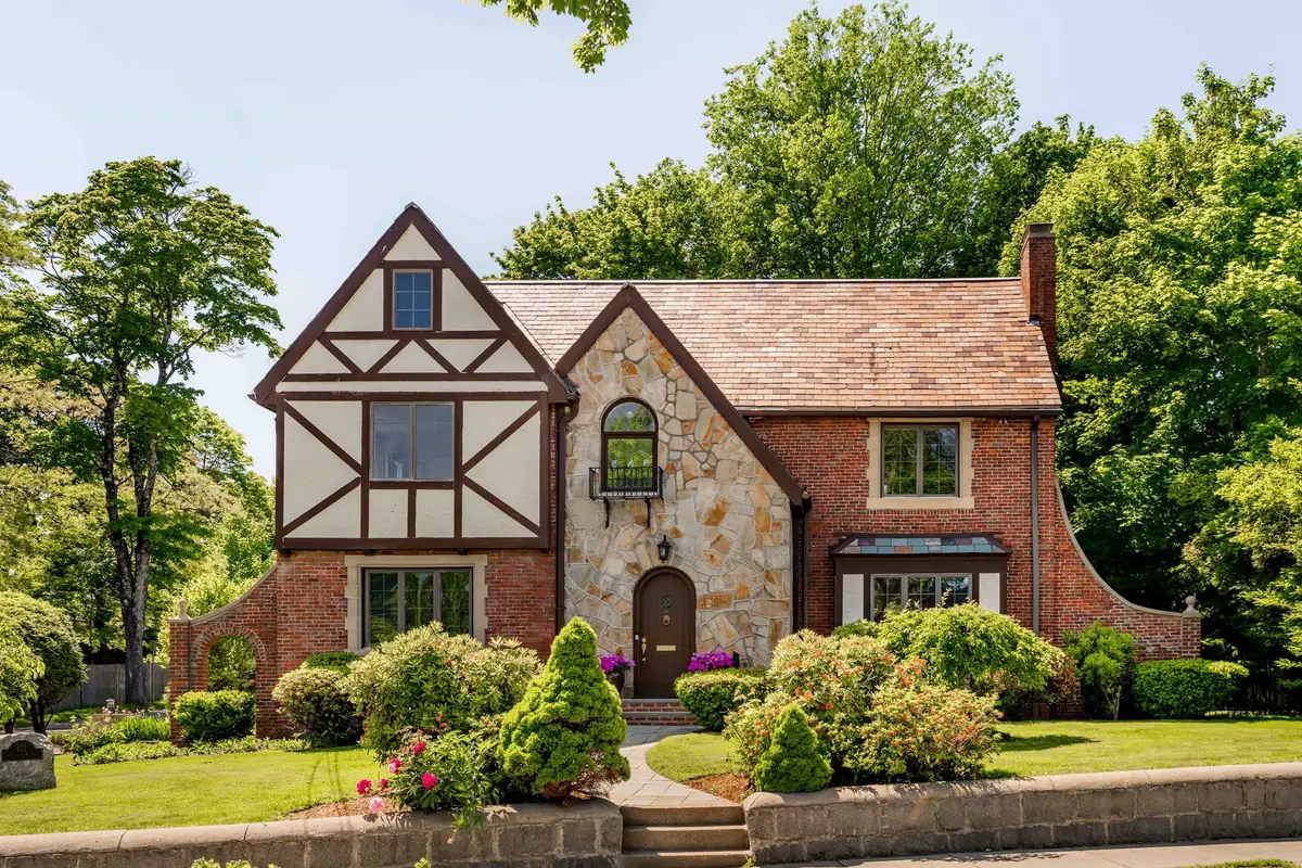 421 Waverley Ave, Newton, MA 02458 - #1