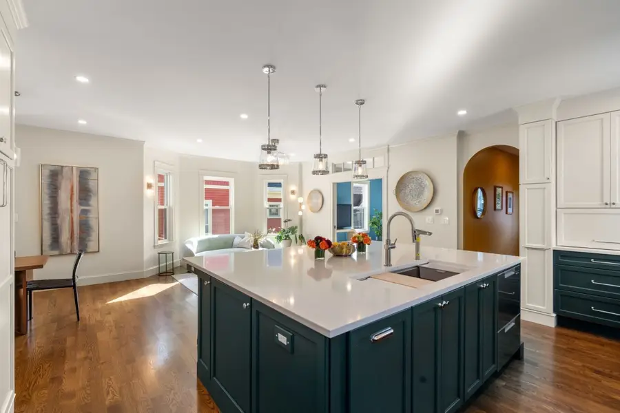 17 Willow Ave #2, Somerville, MA 02144 - #3