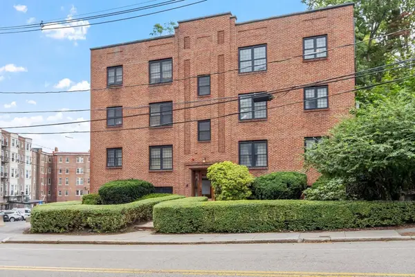 159 St Paul Street #1, Brookline, MA 02446