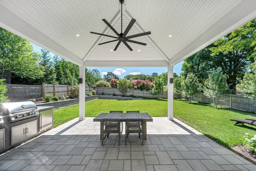 98 Beethoven Ave, Newton, MA 02468 - #2