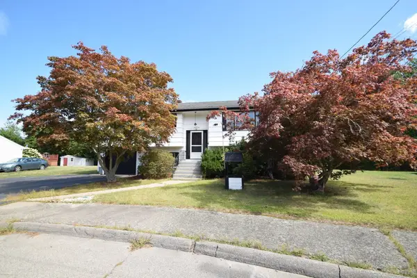 27 Niles Rd, Randolph, MA 02368