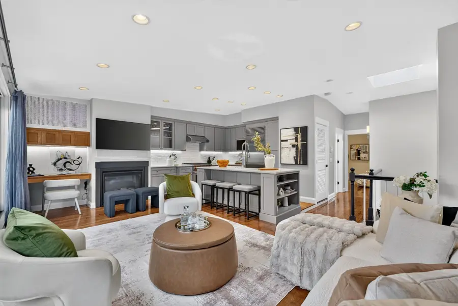 9 Holyoke Street #4, Boston, MA 02116 - #3