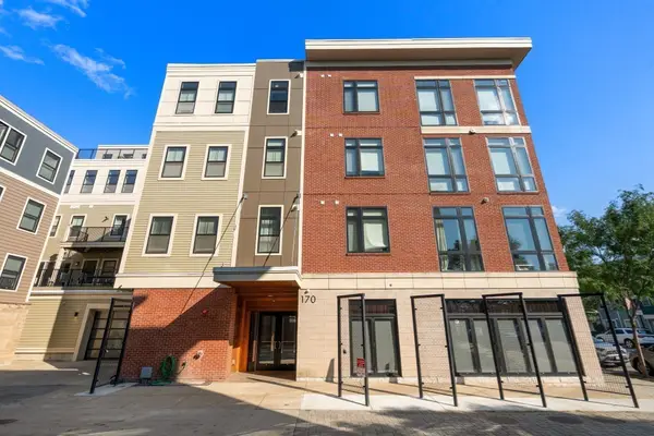 170 W Broadway #411, Boston, MA 02127