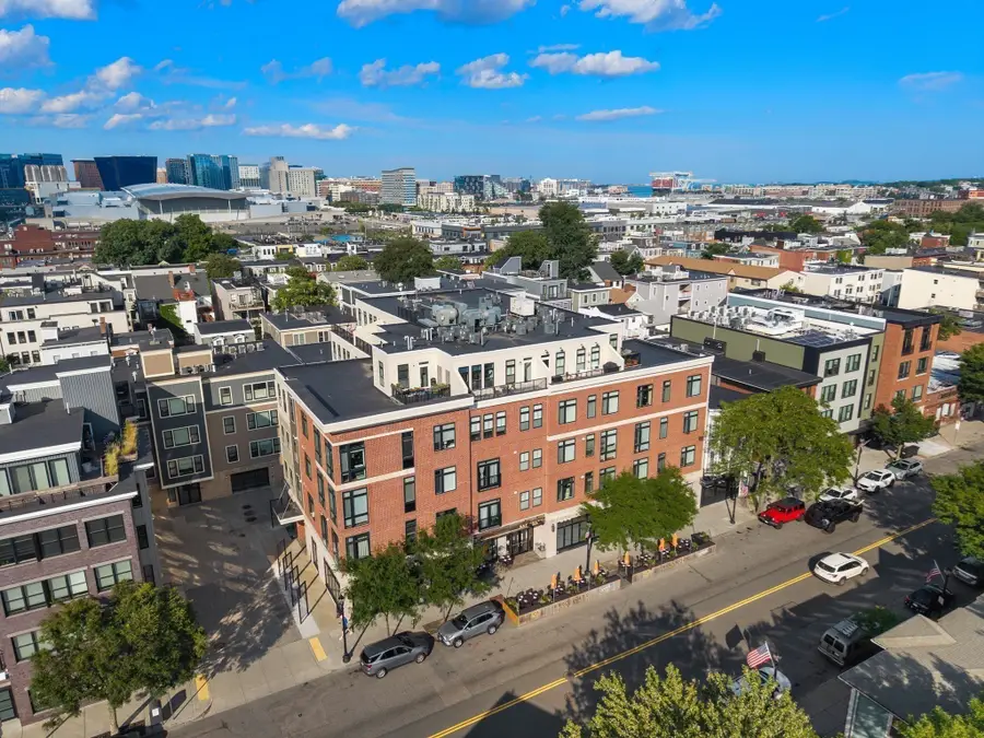 170 W Broadway #411, Boston, MA 02127 - #2
