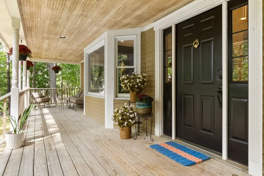 64 Leslie Rd, Rowley, MA 01969 - #3