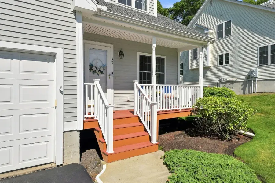 38 Maple Ter #38, Plainville, MA 02762 - #2