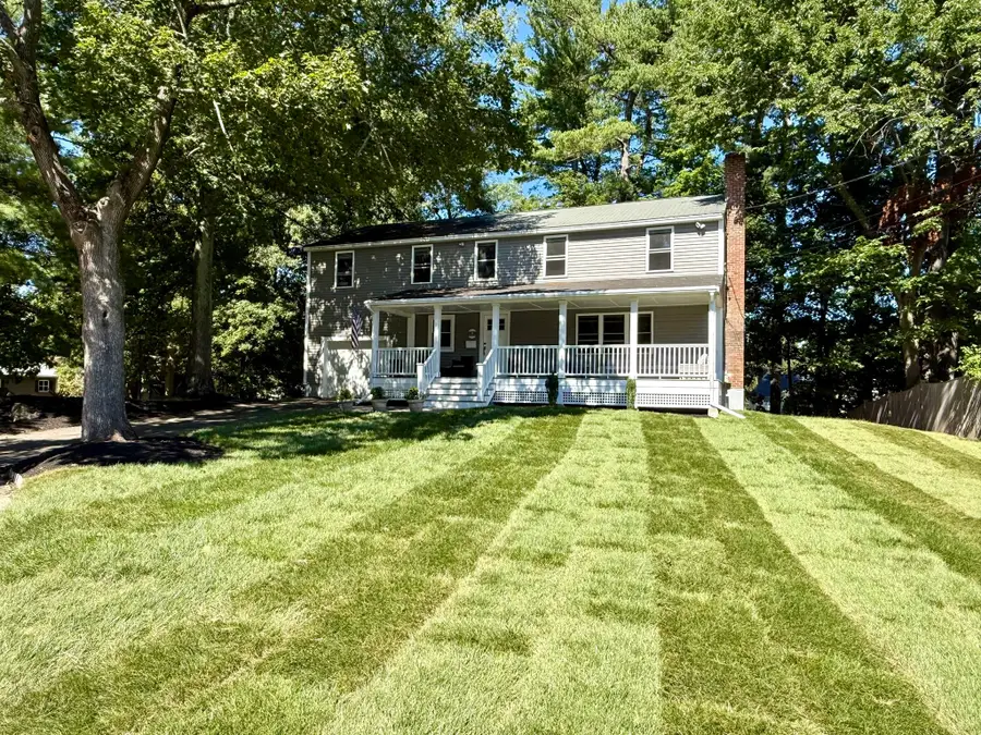 19 Shady Hill Ln, Reading, MA 01867 - #3