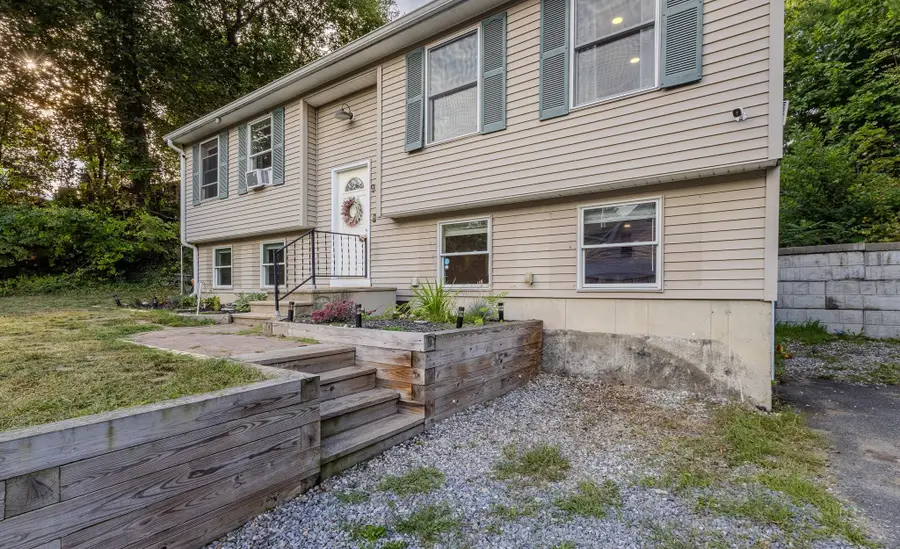 91 Wendell St, Athol, MA 01331 - #3
