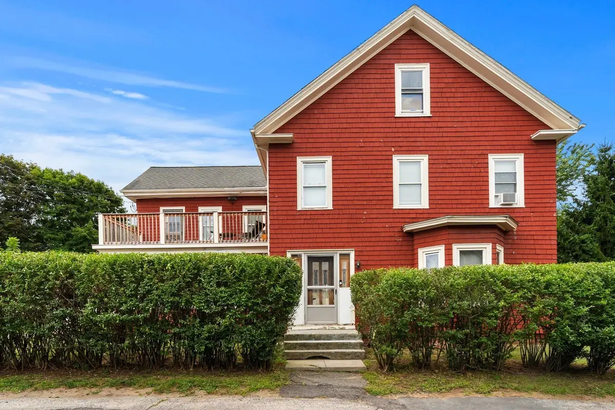 32 Kirby St, Marlborough, MA 01752 - #1