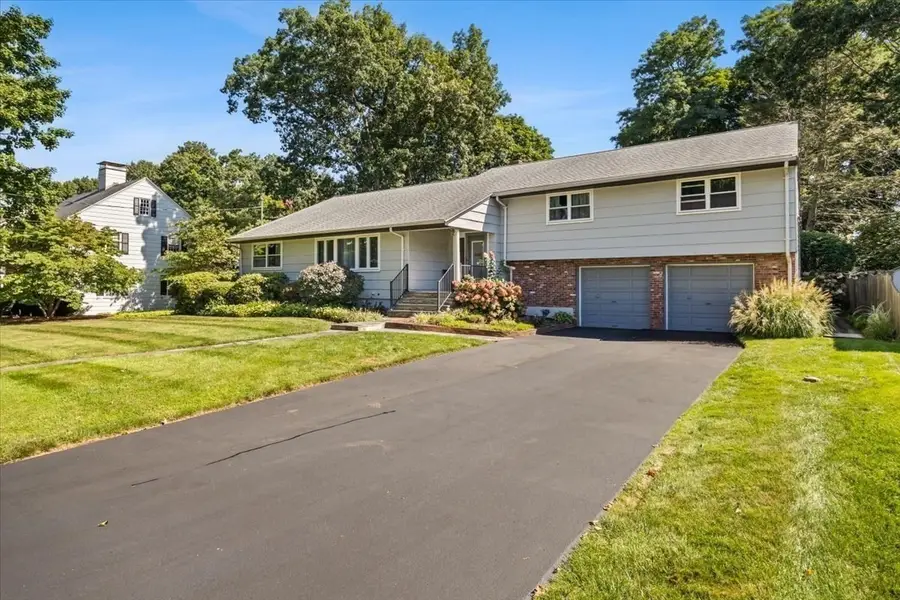 30 Bassett Rd, Brockton, MA 02301 - #2