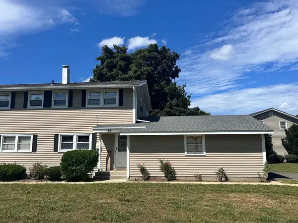 52 Honeysuckle Drive #52, Chicopee, MA 01022