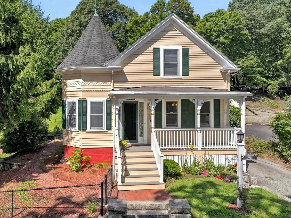 61 Myrtle Ave, Wakefield, MA 01880 - #1