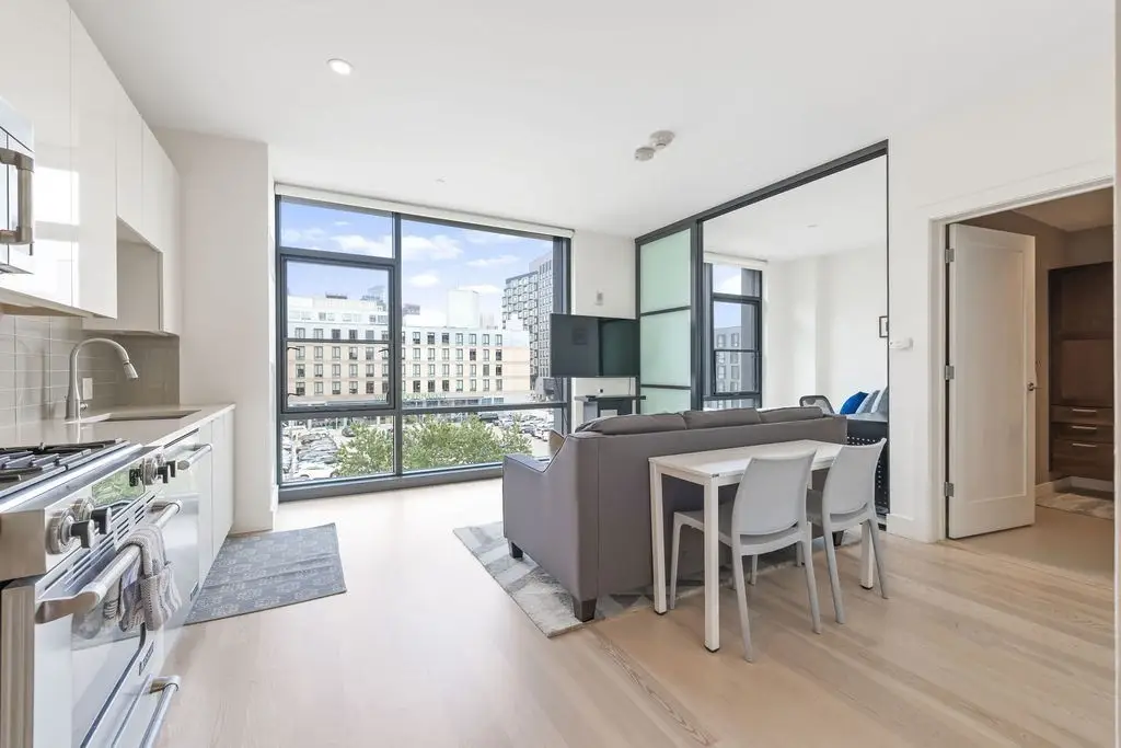 32 Traveler St #411, Boston, MA 02118 - #1
