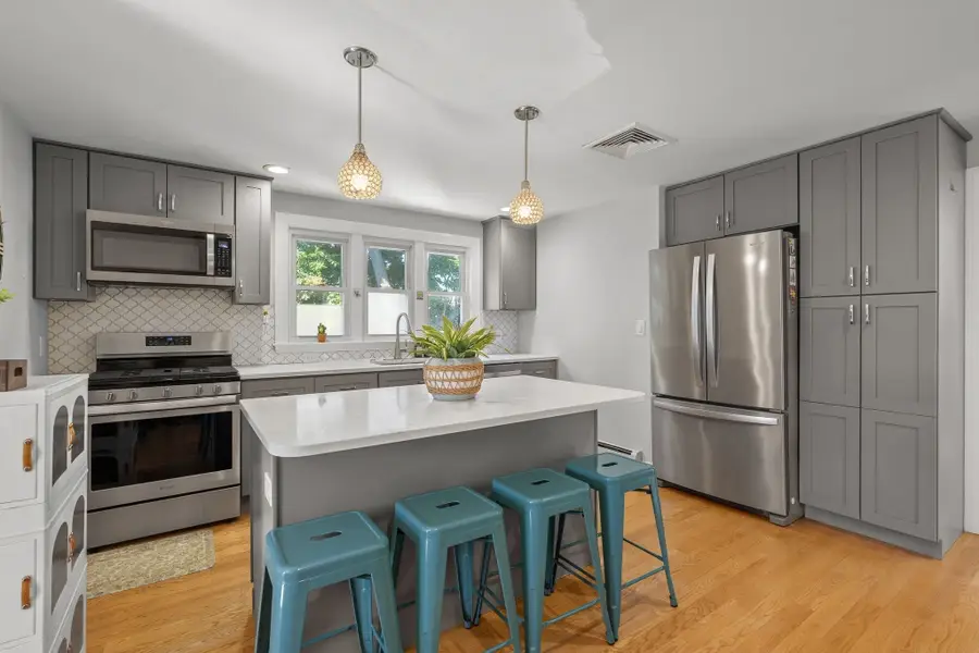 84 West Street #2, Quincy, MA 02169 - #3