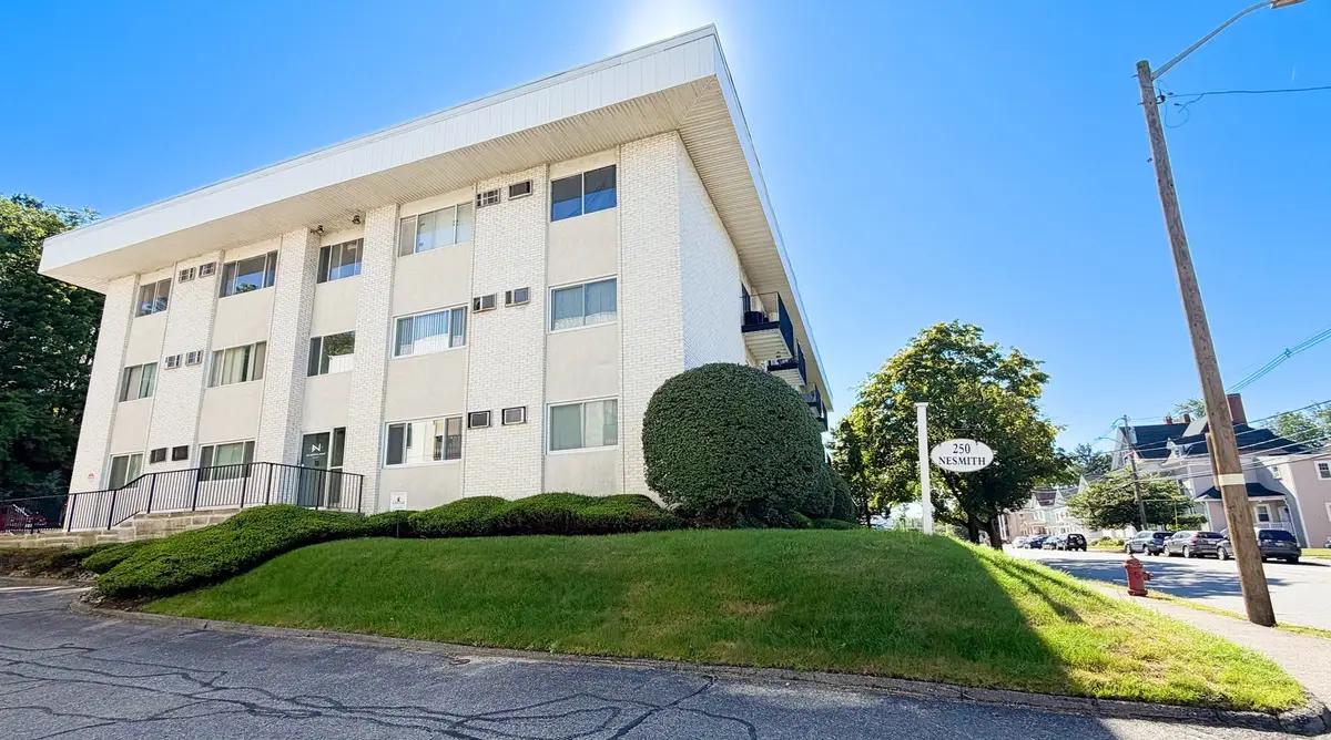 250 Nesmith St #C9, Lowell, MA 01852 - #1